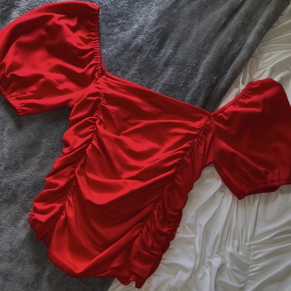 Forever21 ruched cropped top ❤️